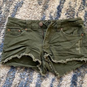 Forever 21 olive green shorts